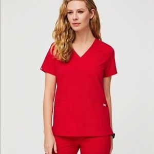 FIGS - Pop Red - Casma 3 pockets scrub top